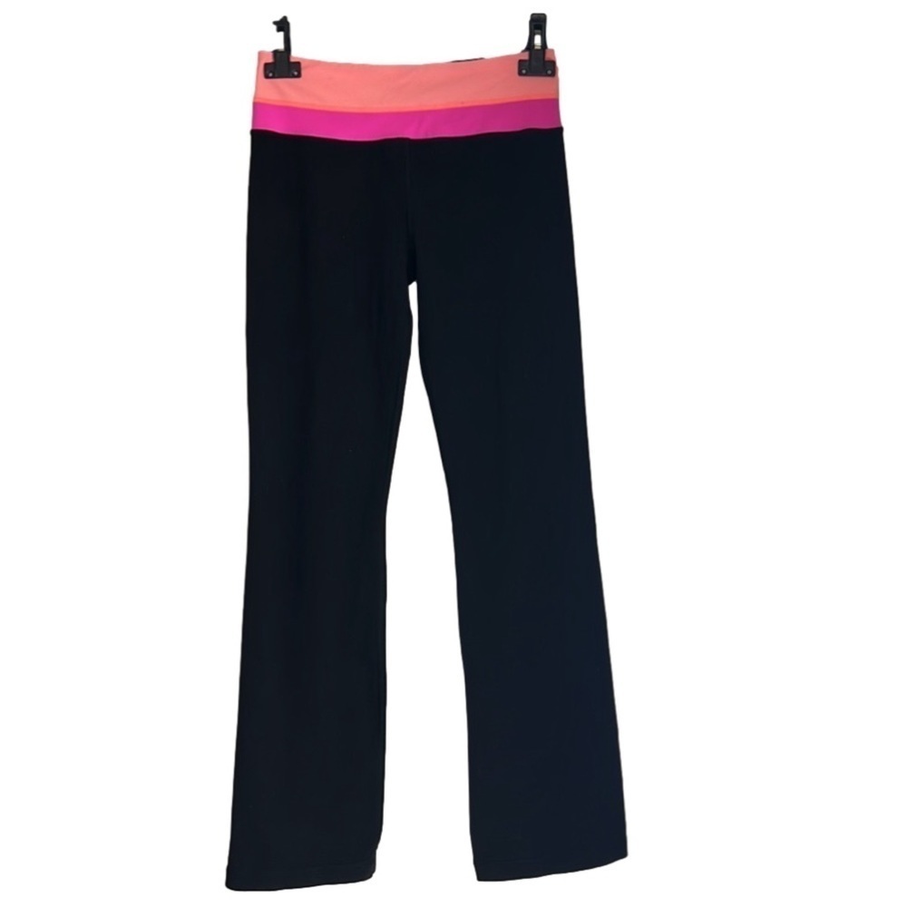 LULULEMON BLACK REVERSIBLE PINK/ORANGE YOGA PANTS